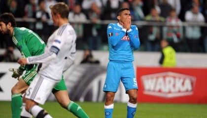  法兰克福主帅变阵成功，客场逆袭霍芬海姆  