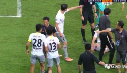  都灵德比战平局收场双方球迷爆发冲突  