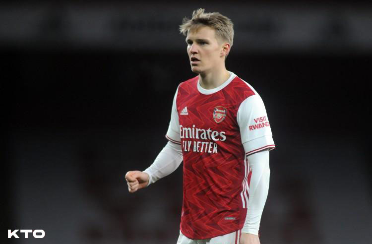  阿森纳终结曼城连胜，阿尔特塔变阵收效  