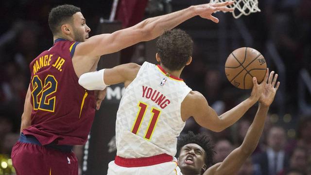  特雷杨25助攻老鹰大胜魔术  